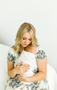 Card Newborn | Eagle Mountain Newborn Photographer