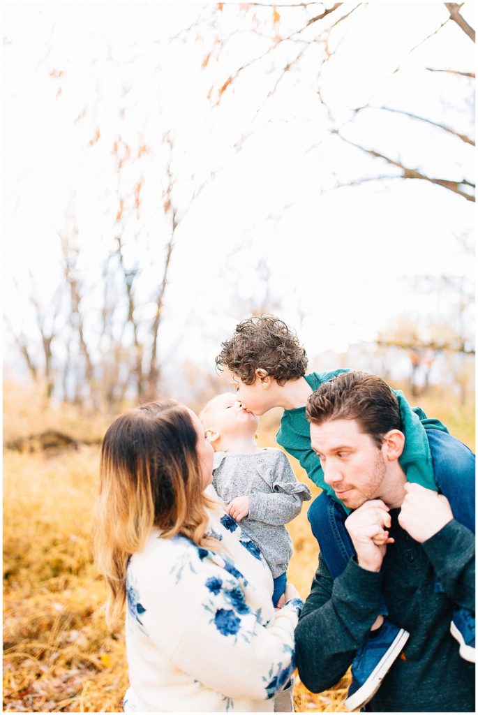 Strong | Family Pictures at Loch Lomond Pond