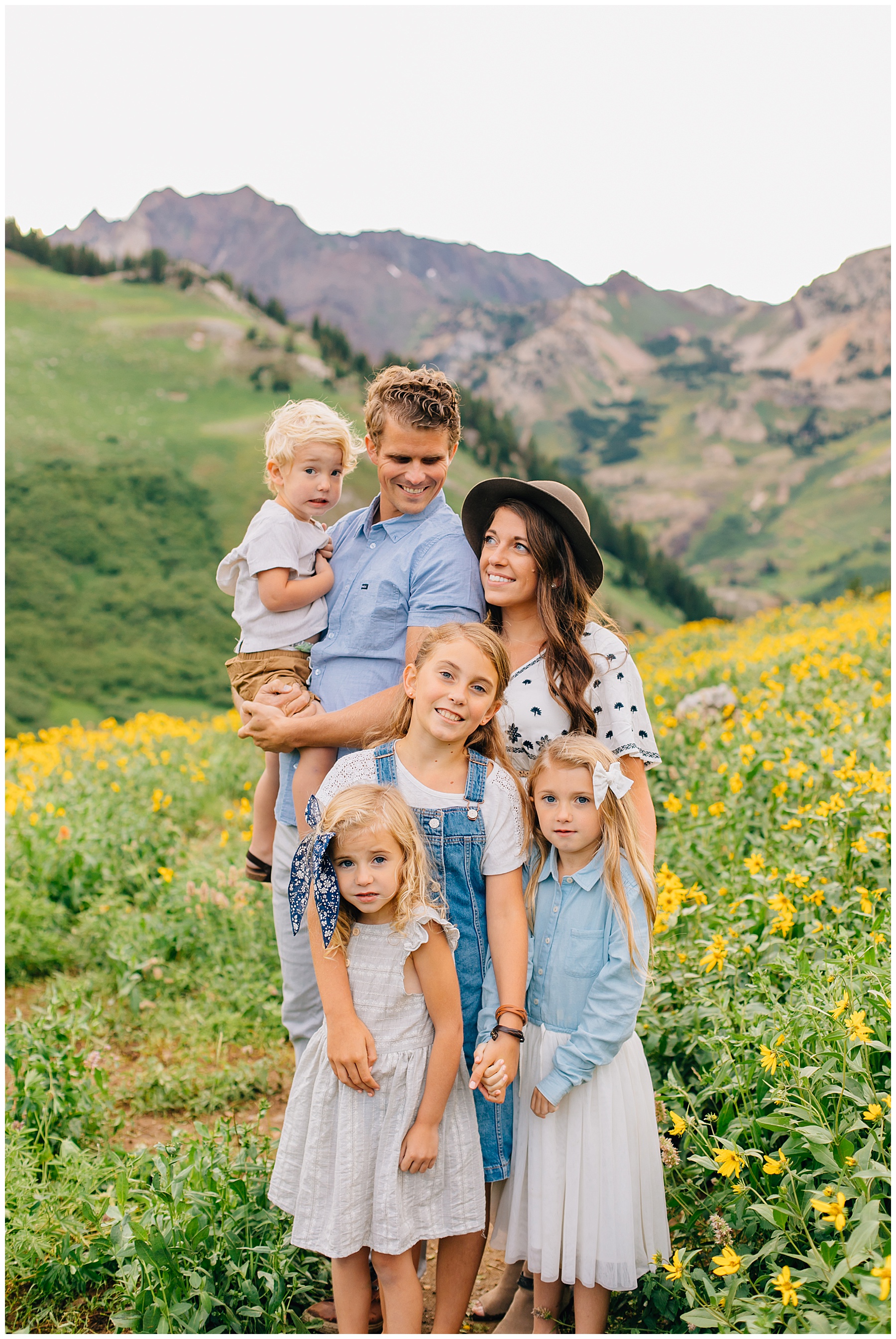 Schmutz | Cloudy Albion Basin Family Pictures