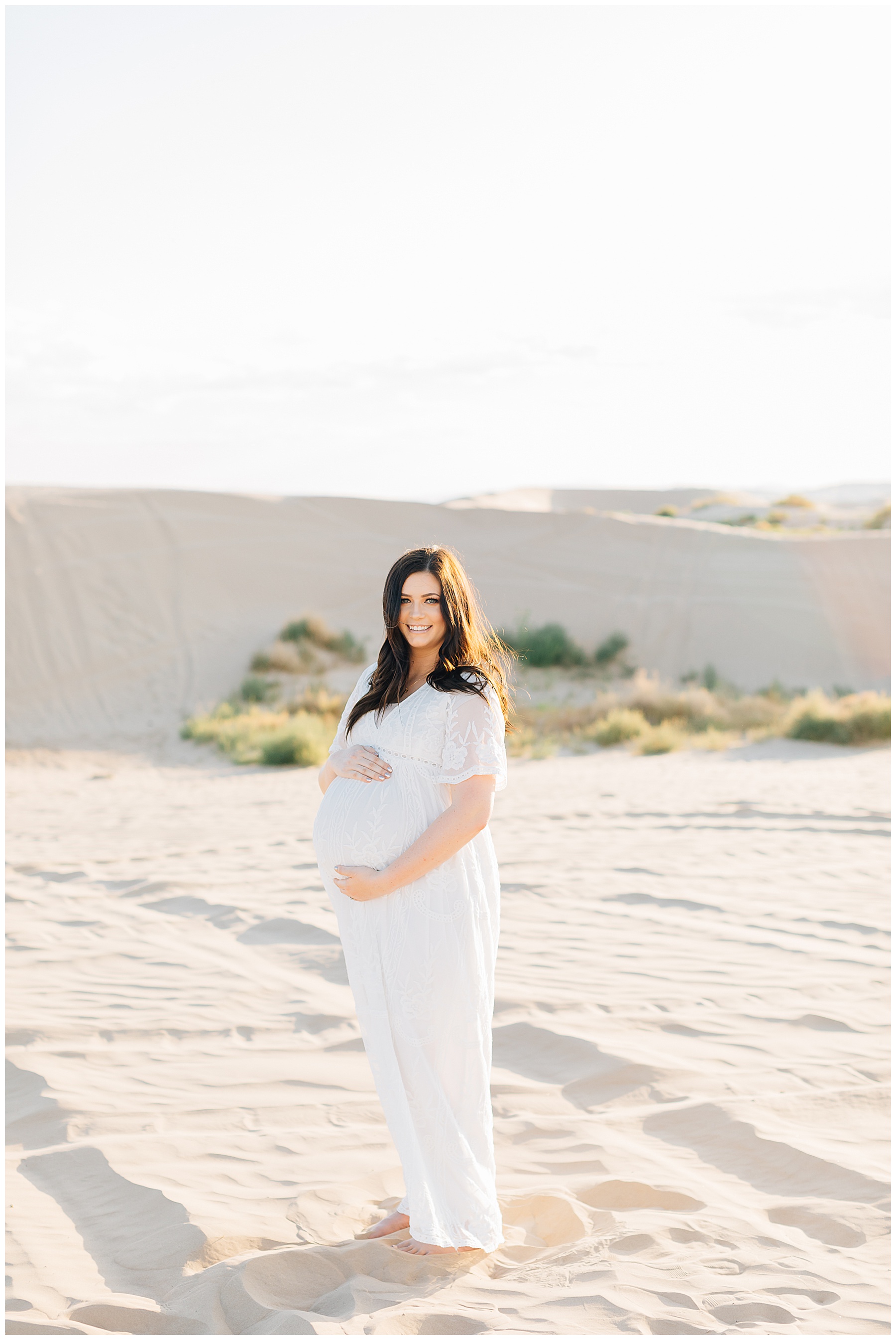 Sand Dunes Maternity Session | Utah photographer