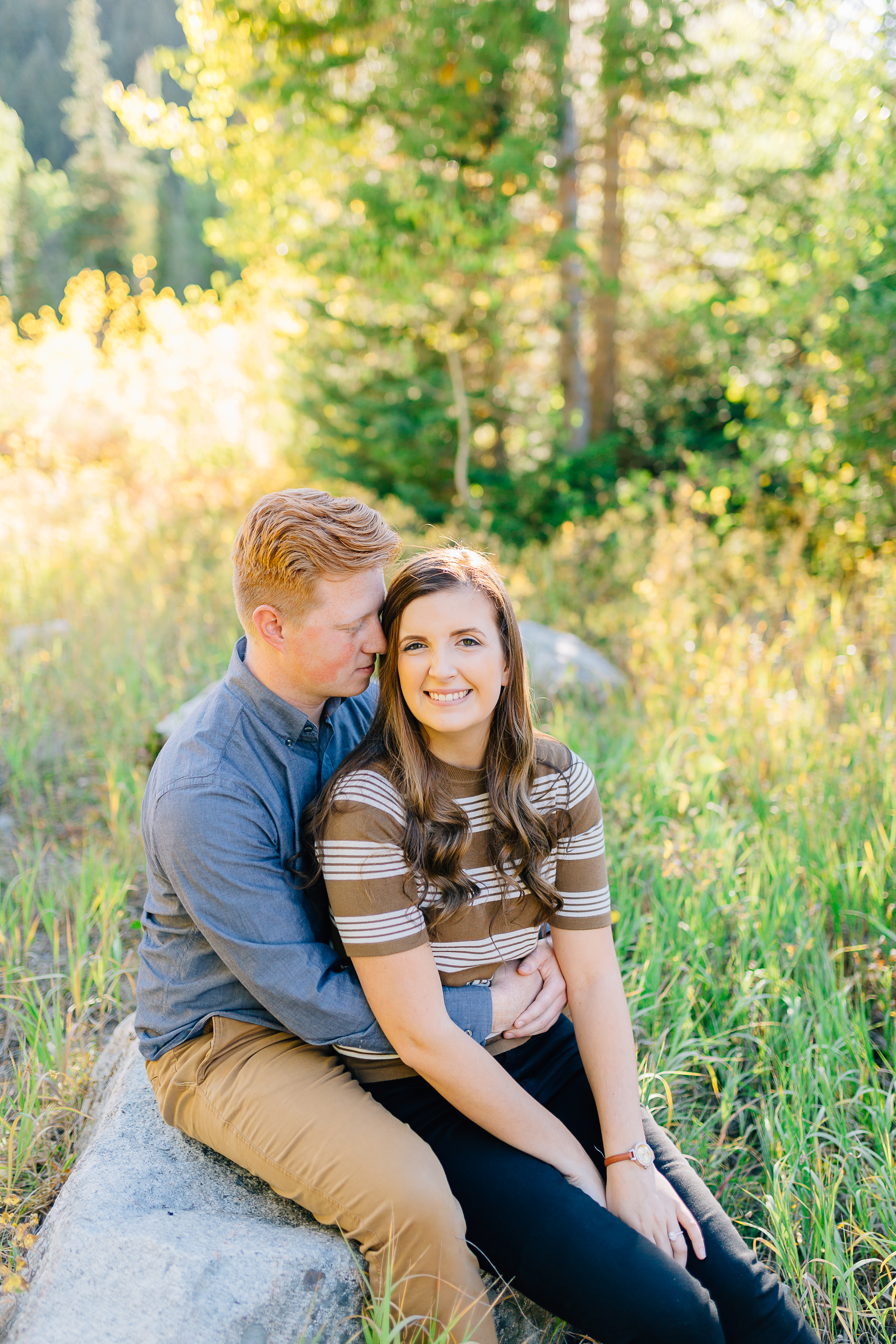 Calvin + Sydney | Doughnut Falls Trailhead Engagements