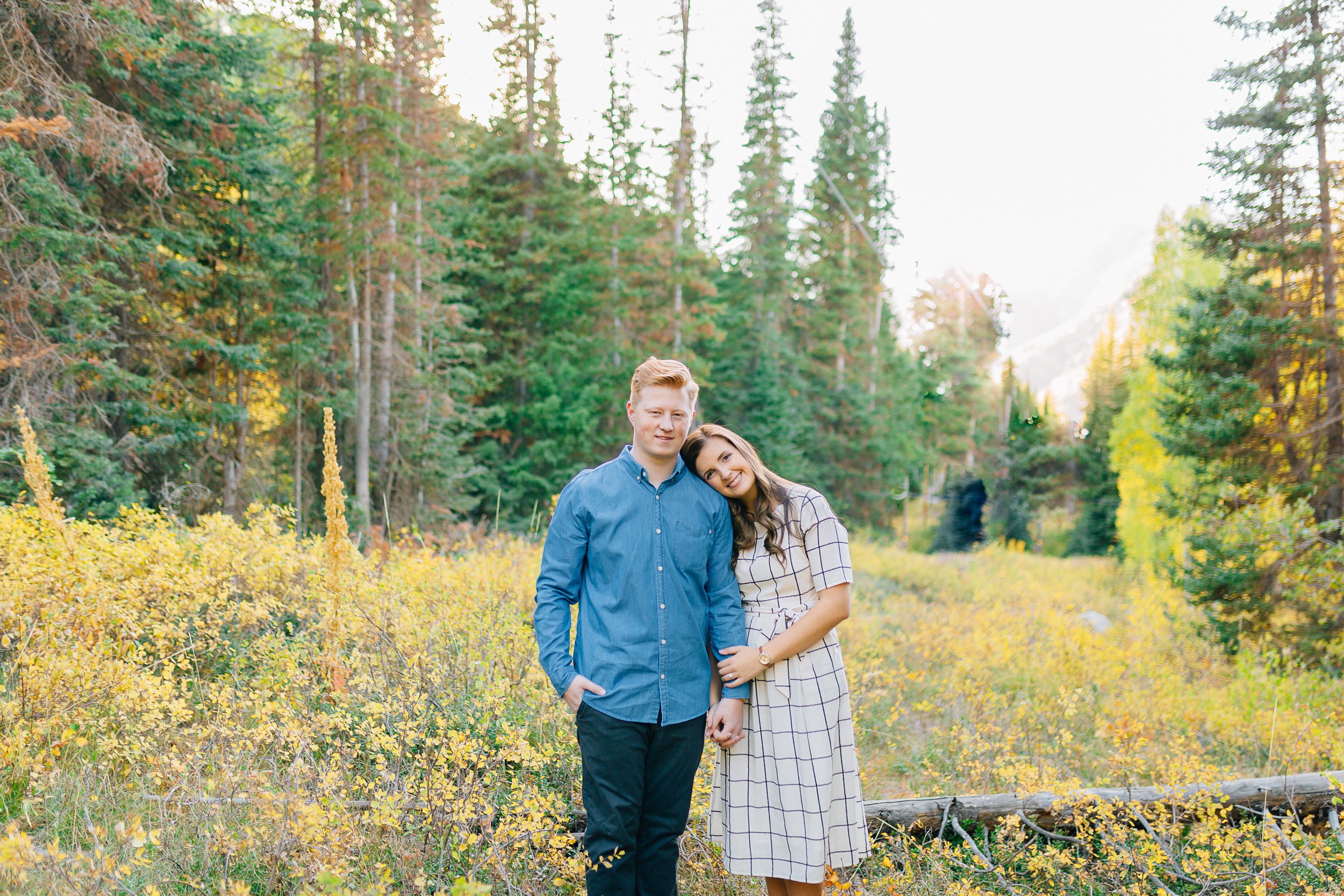 Calvin + Sydney | Doughnut Falls Trailhead Engagements