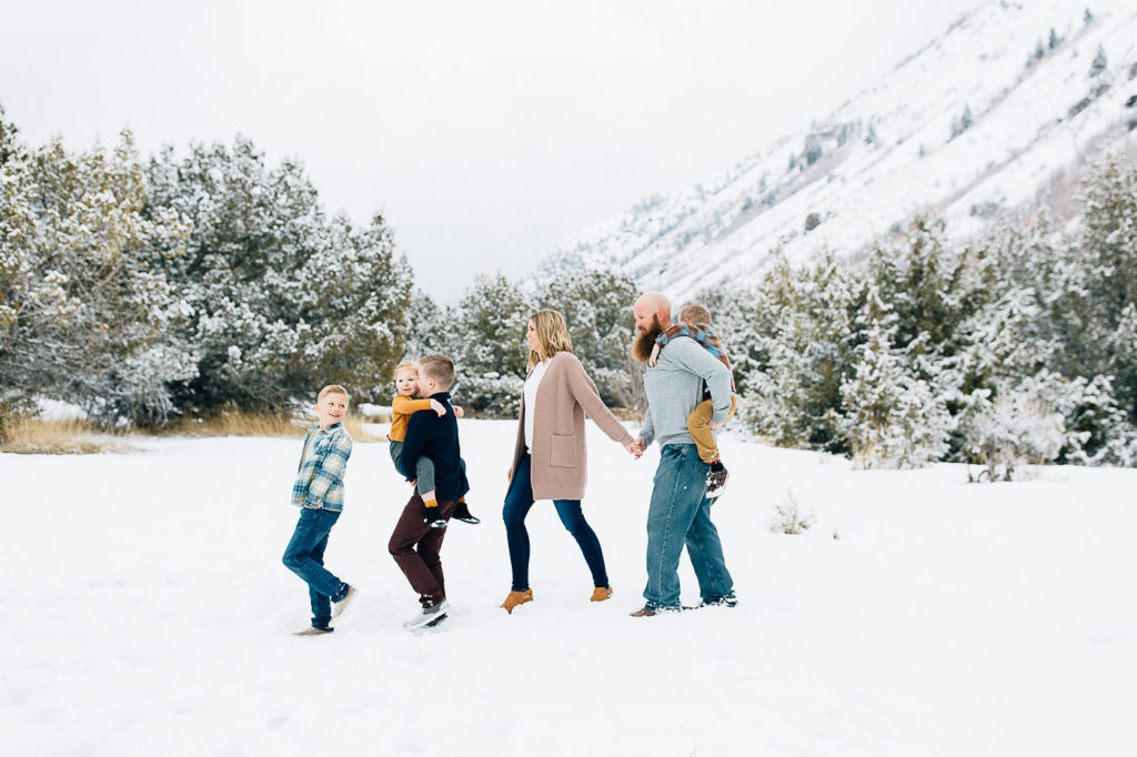 Snowy Family Pictures | Herriman Photographer