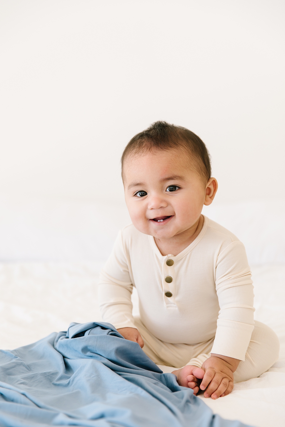 Quinn Street | Baby Clothing Photographer