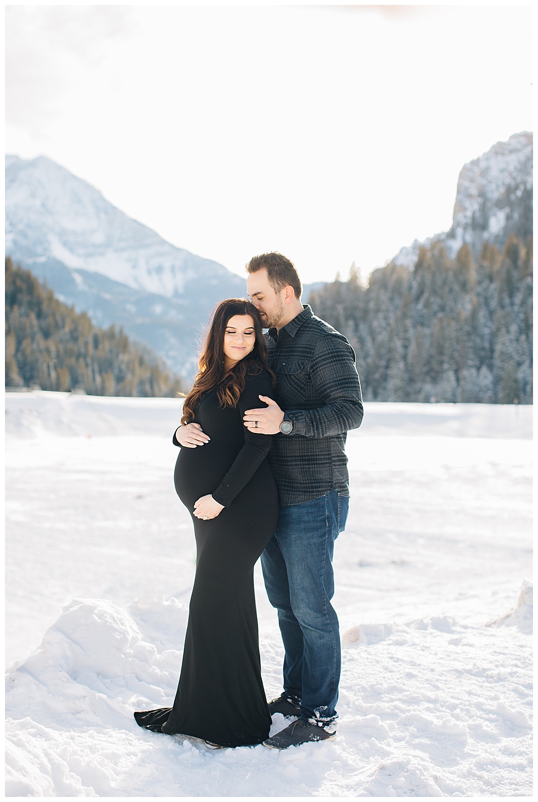 Snowy Maternity Session | Tibble Fork