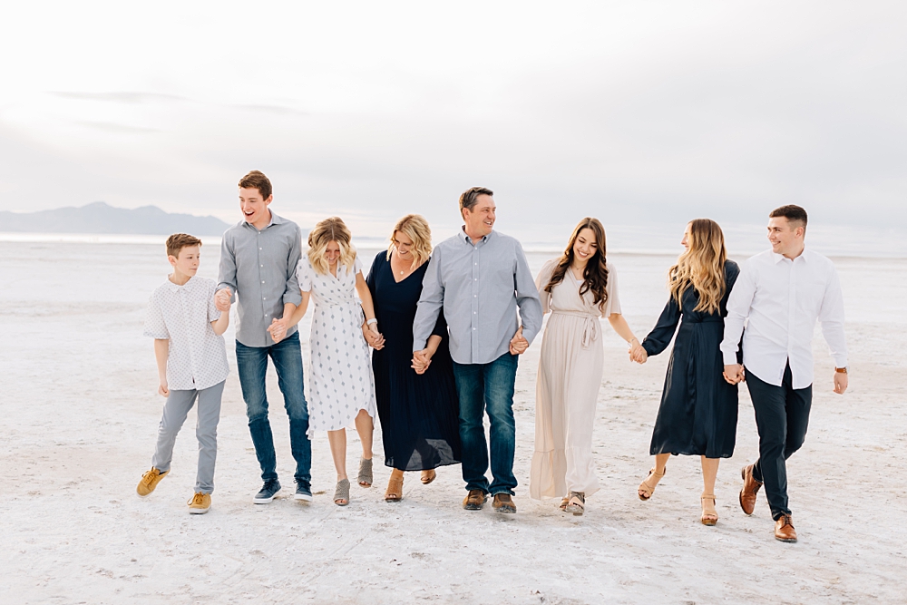 Great Salt Air Extended Family Pictures | Utah Photographer