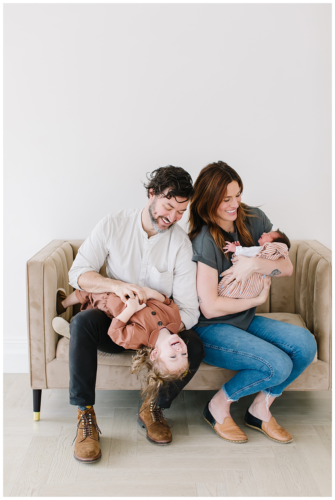 Newborn Photographer | Nunez Family