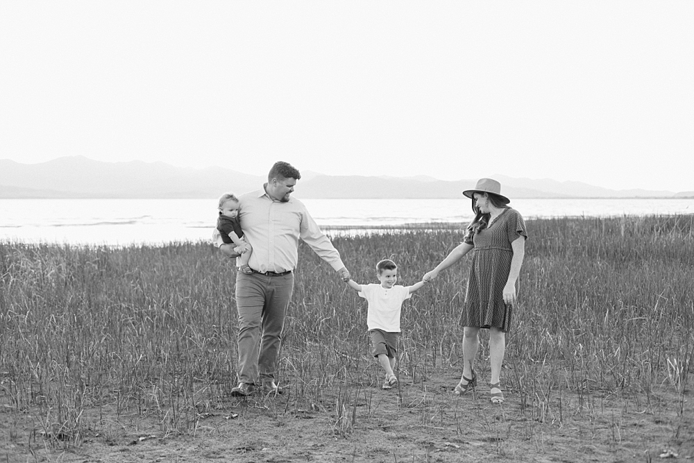 Utah Lake Family Pictures - Vineyard Photographer