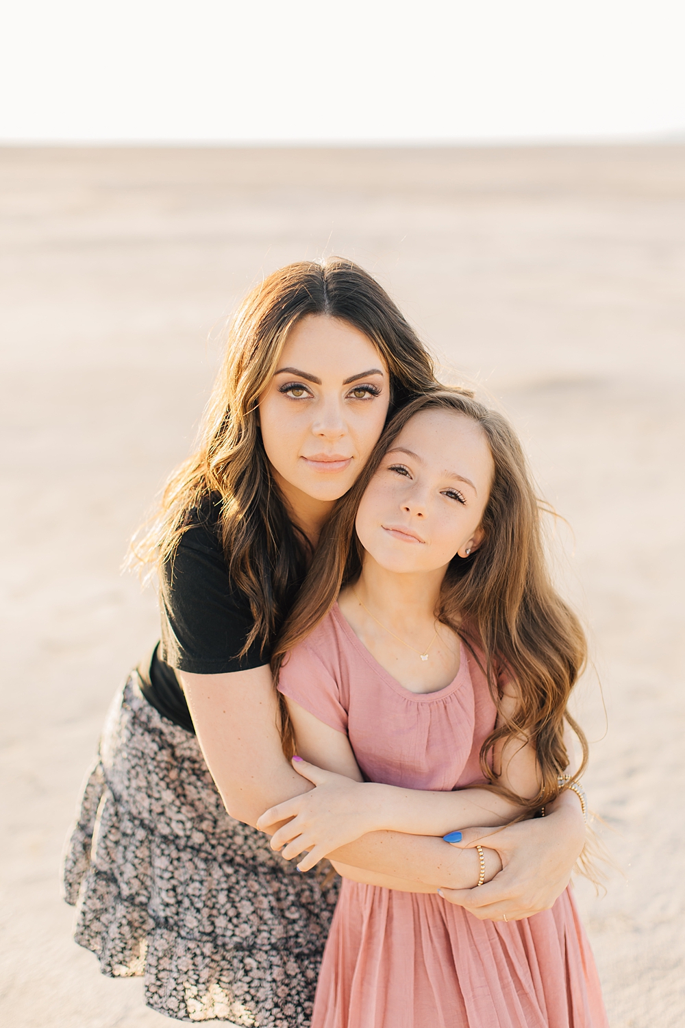 Mother Daughter Photography l Beautiful Poses for Mother and Daughter ll  Cute Photo Posing Ideas - YouTube
