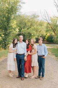 Summer Wheeler Farm Family Pictures | Murray Photographer