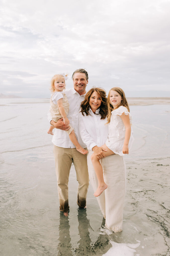 Extended family session at the Salt Air