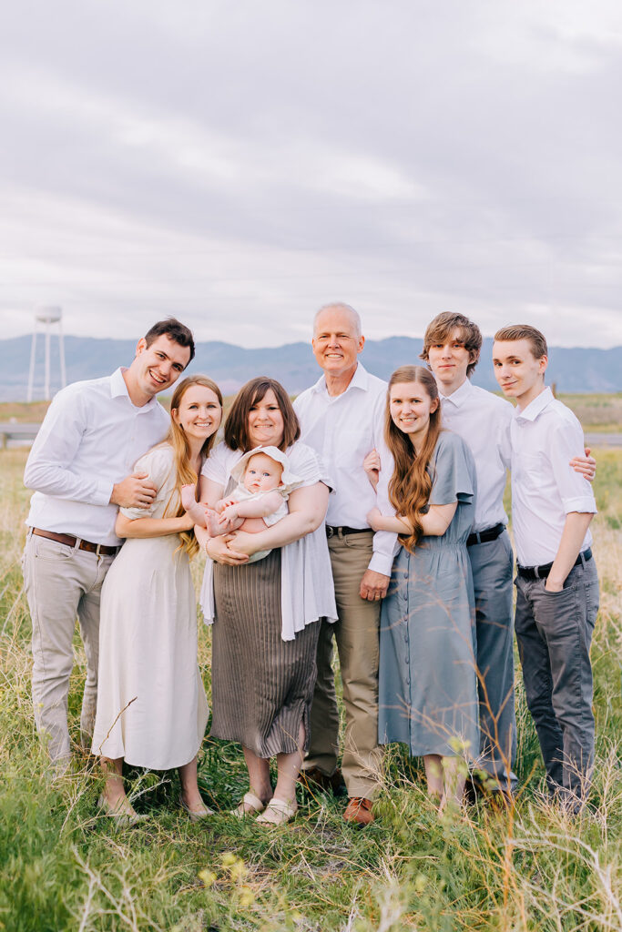 West Jordan Extended Family | Open Field Family Pictures