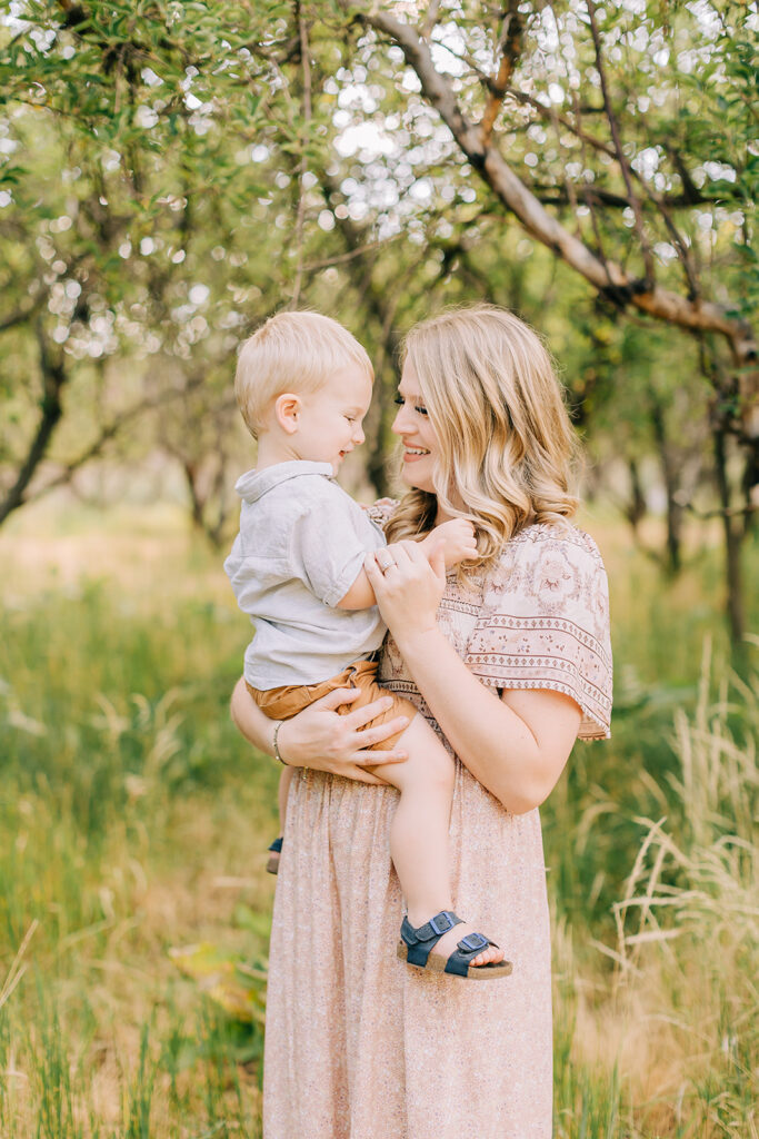 Provo Family Photographer | Orchard Family Pictures