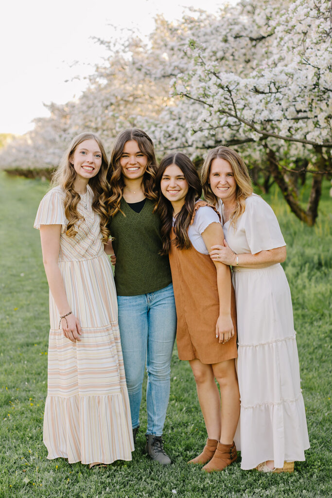 Lopez Family | Provo Orchard Family Pictures