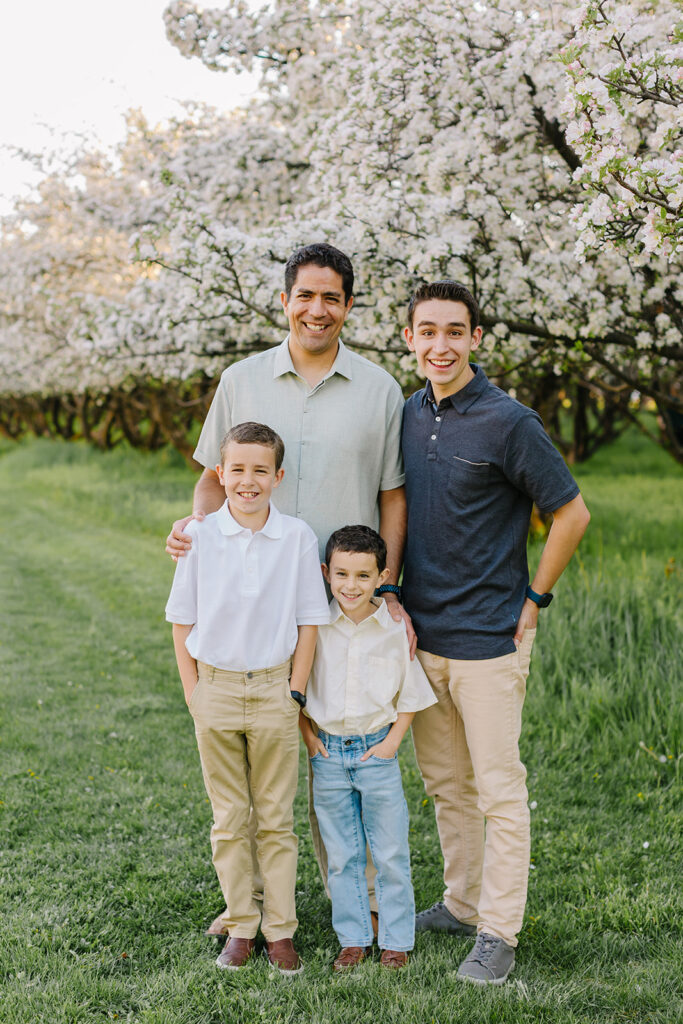 Lopez Family | Provo Orchard Family Pictures