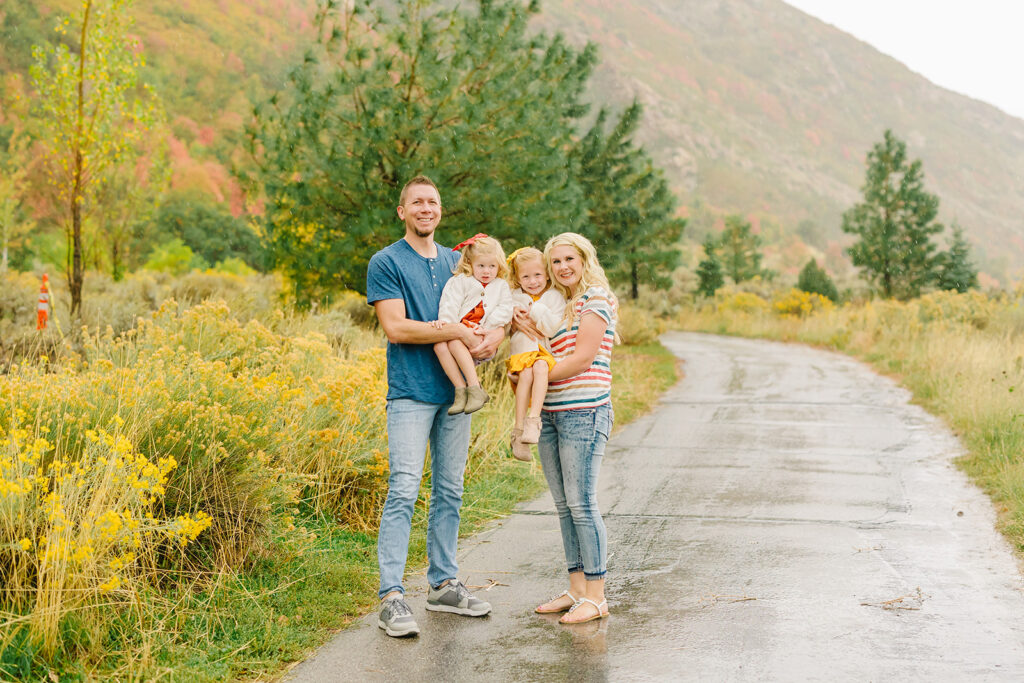 Rainy Fall Mini Session | Sandy Photographer