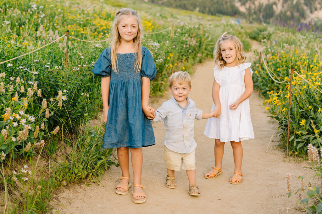 Wildflower Family Pictures | South Jordan Photographer