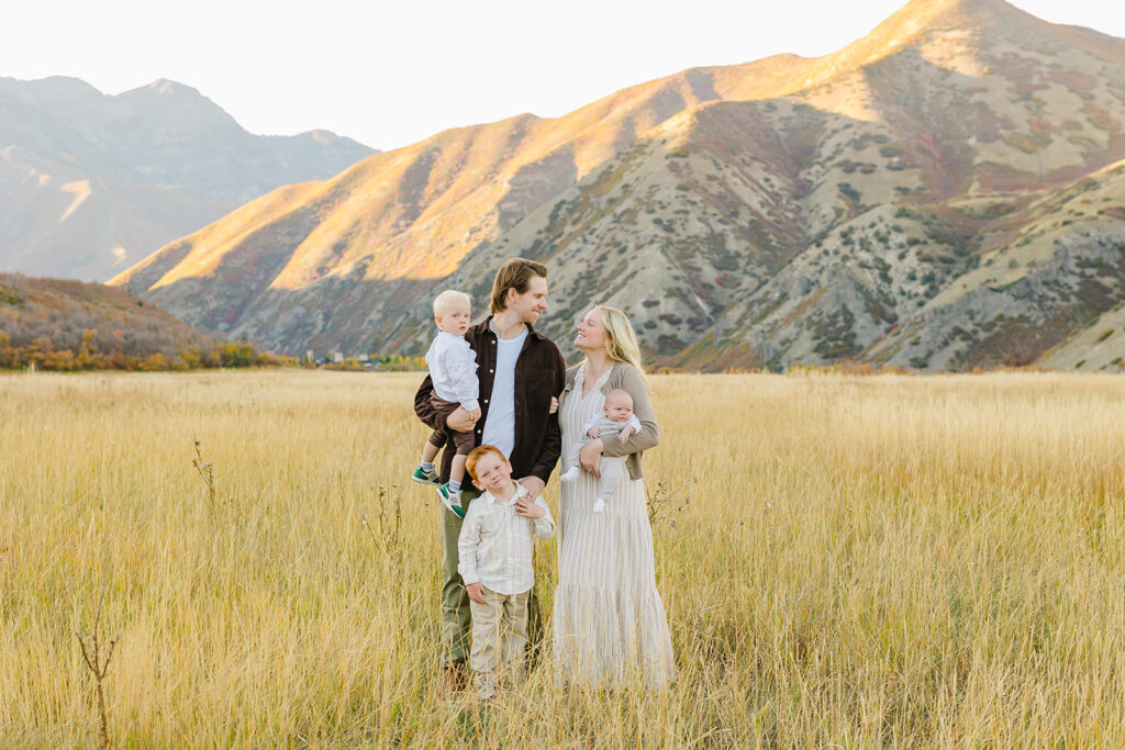 Provo Hills Fall Family Pictures | Springville Photographer