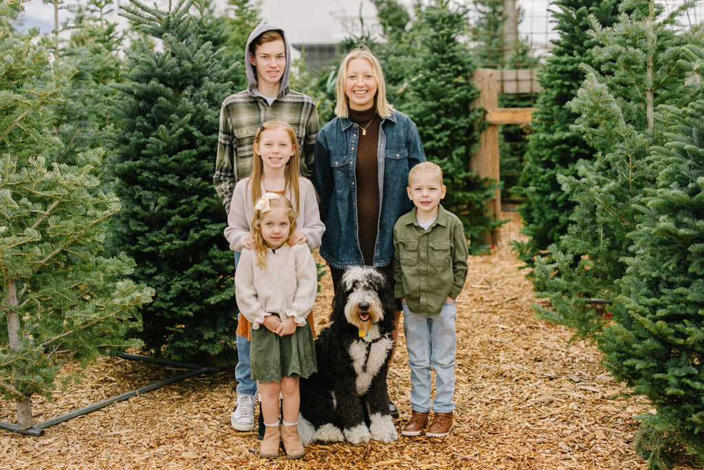 Utah Christmas Tree Mini Session | Kinlands Farm