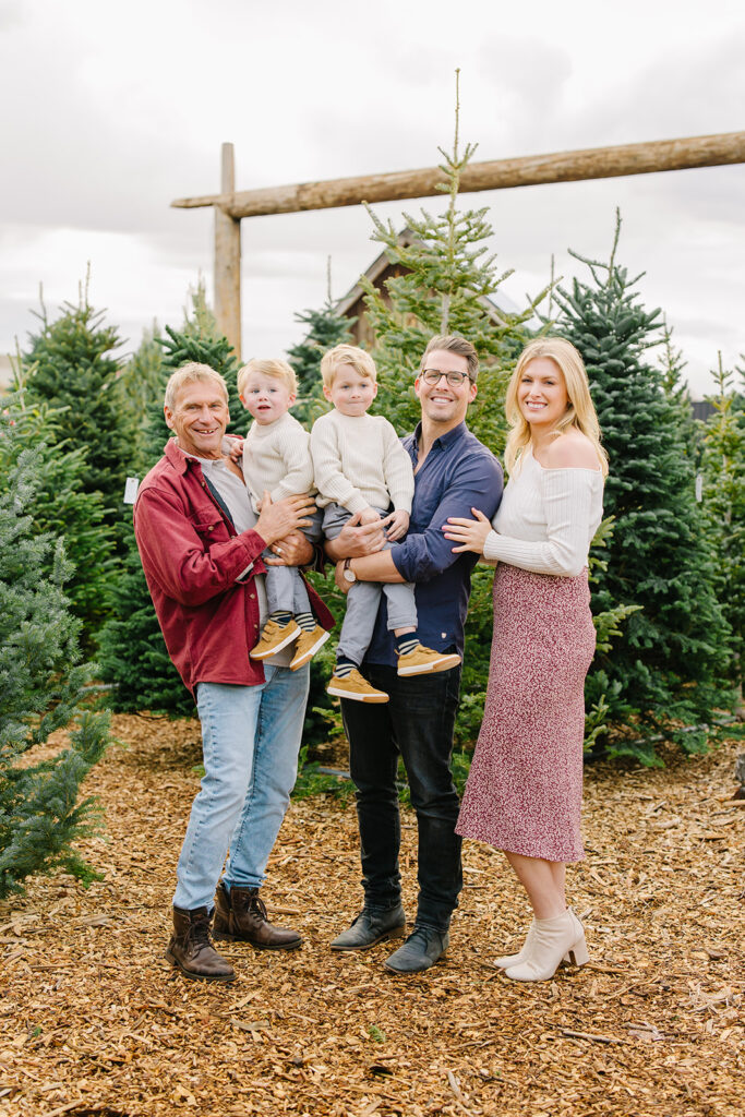 Christmas Tree Mini Session | Kinlands Farm Utah