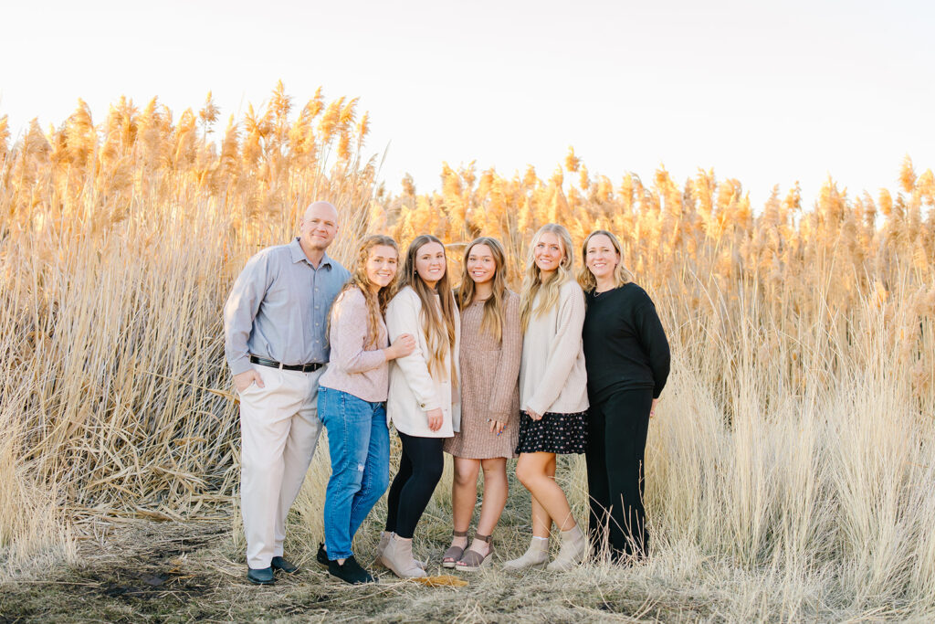 Winter Tunnel Springs Family Pictures | Utah Photographer