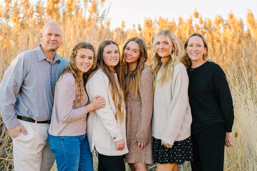 Winter Tunnel Springs Family Pictures | Utah Photographer