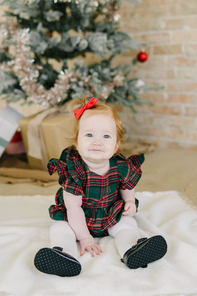 Ivy City Co Matching Outfits | Christmas Mini Session