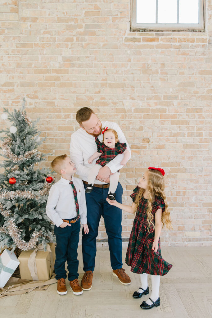 Ivy City Co Matching Outfits | Christmas Mini Session