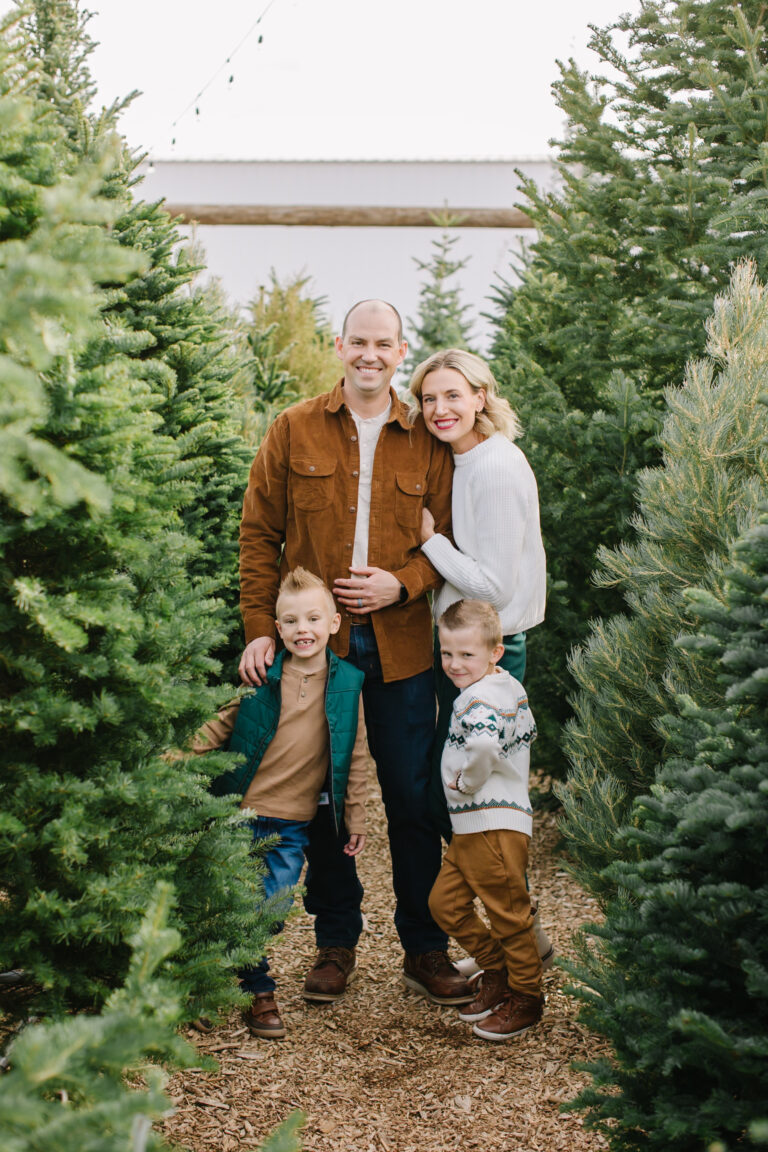 Kindlands Tree Farm Mini Session | Riverton Photographer