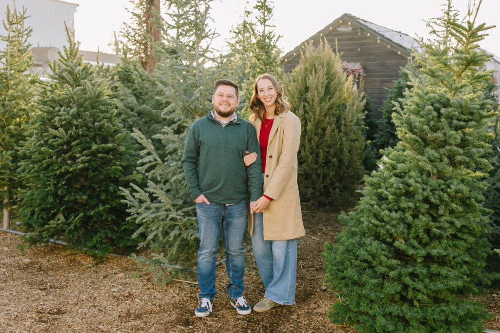 Christmas Tree Mini Session | Kinlands Farm