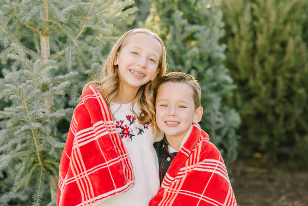 Christmas Tree Mini Session | Kinlands Farm