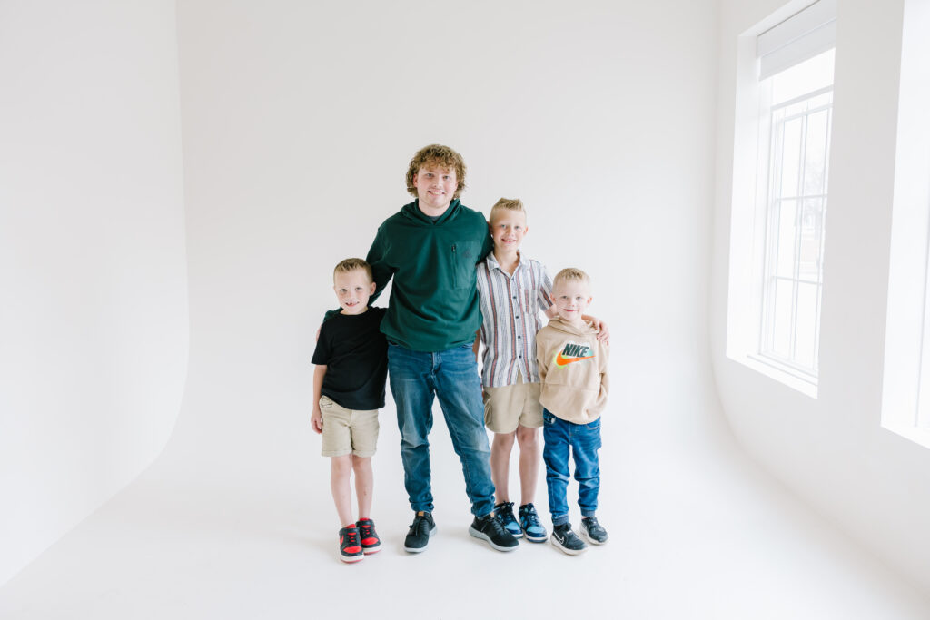Studio Family Pictures | Eagle Mountain Photographer