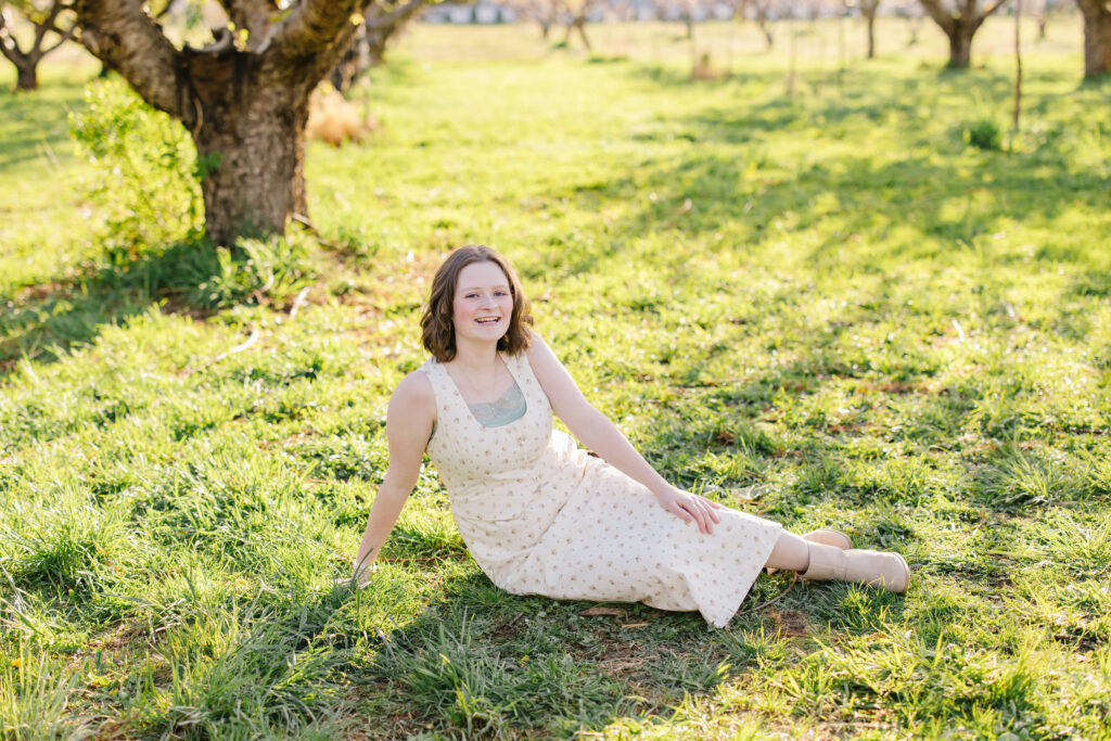 Orchard Senior Pictures | Kailey