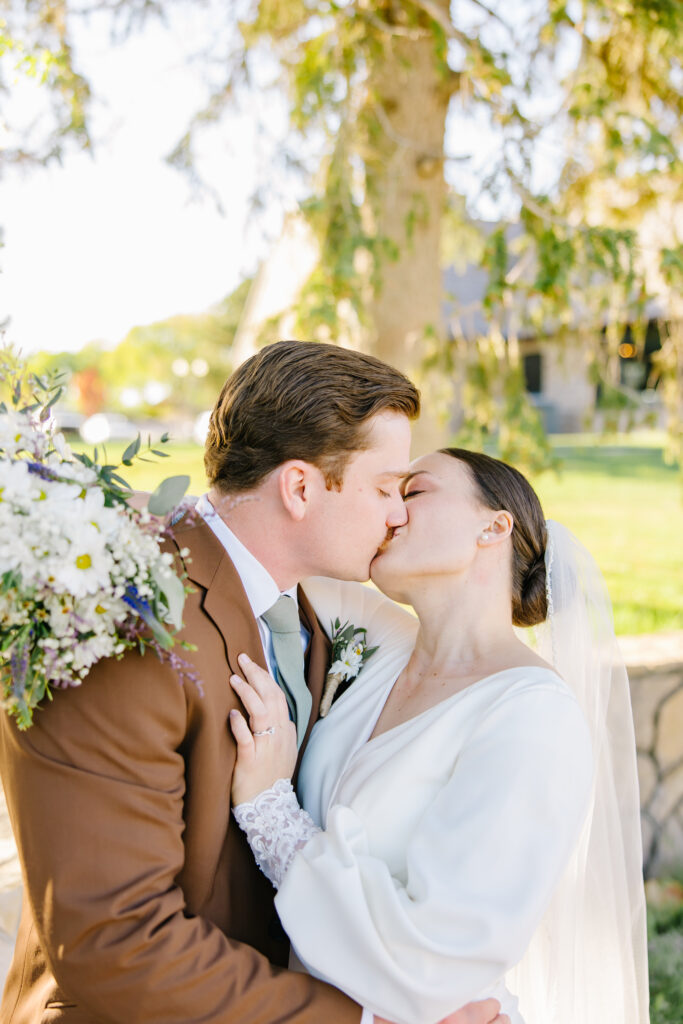 Draper Temple Wedding Day | Cameron + Emily