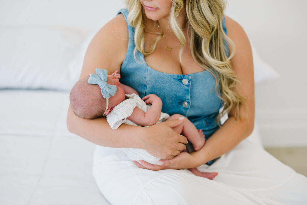 Utah Lifestyle Newborn Photographer | Baby V