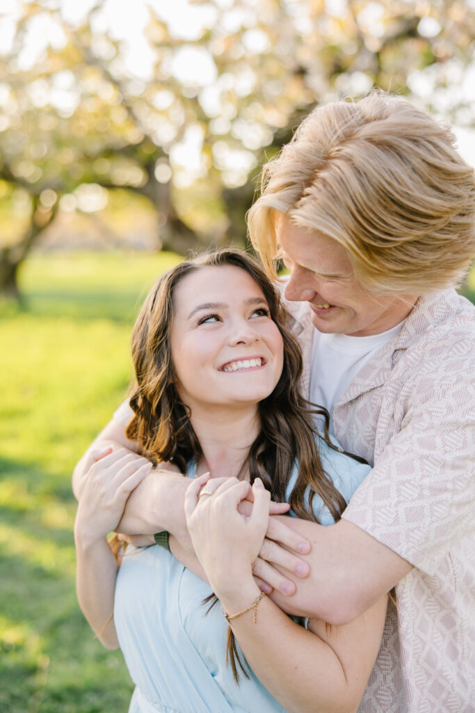 Manning Orchard Extended Family Session | Brooke Family