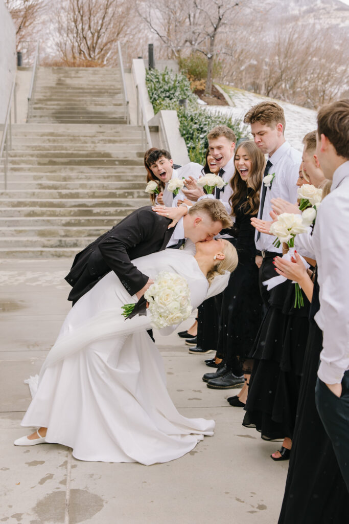 Stubler | Snowy Draper Temple Wedding