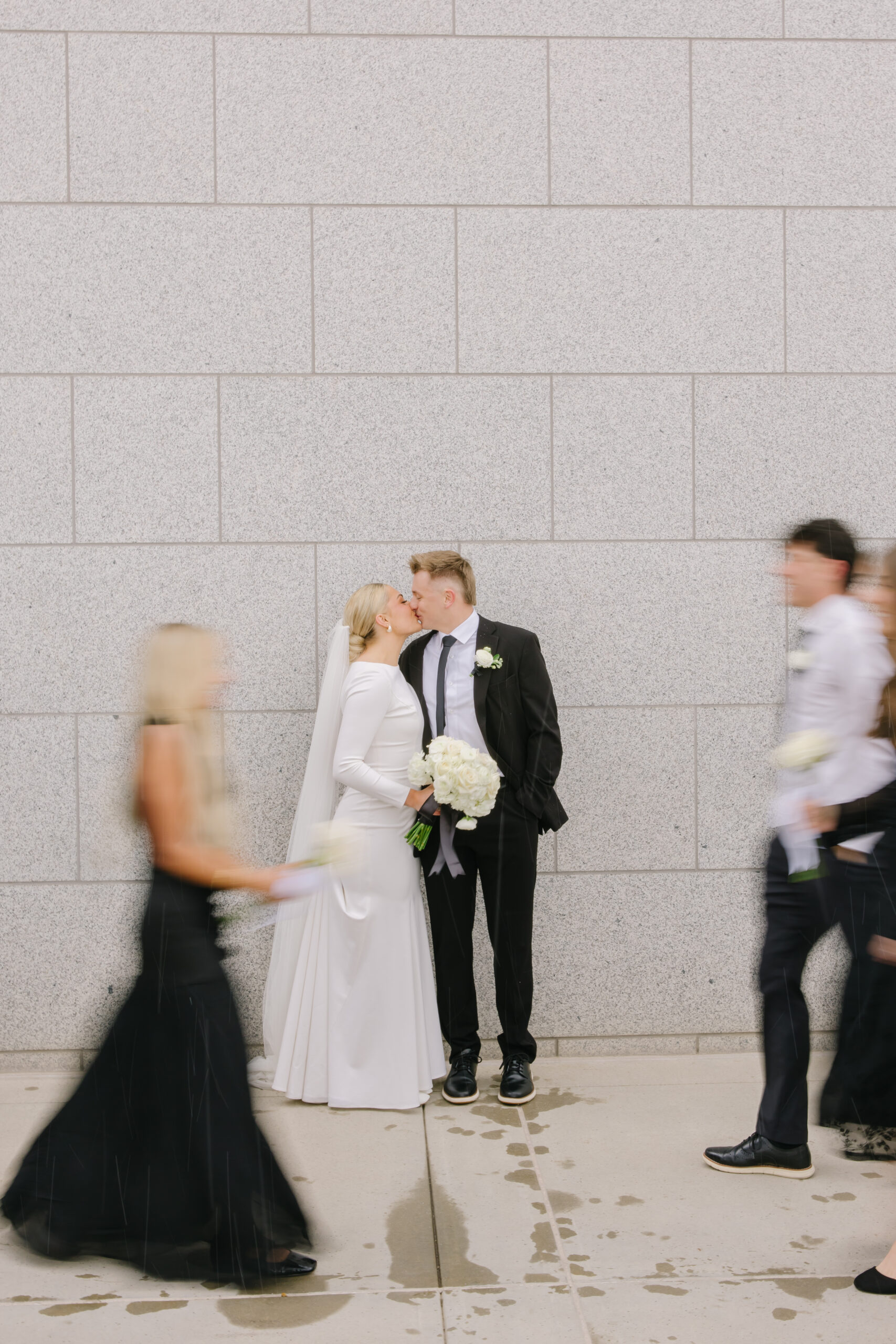 Stubler | Snowy Draper Temple Wedding