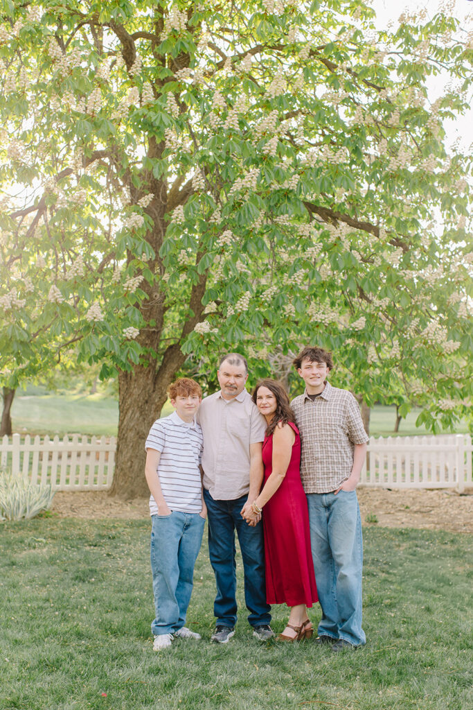 South Jordan Photographer | Family Session at Holt Farms