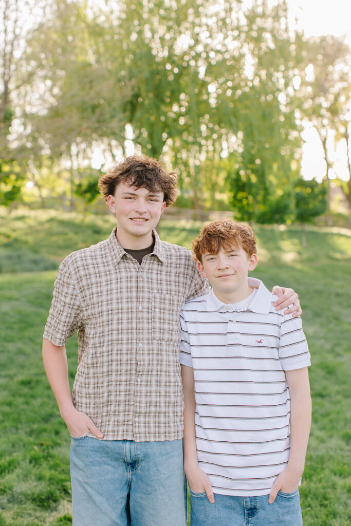 South Jordan Photographer | Family Session at Holt Farms