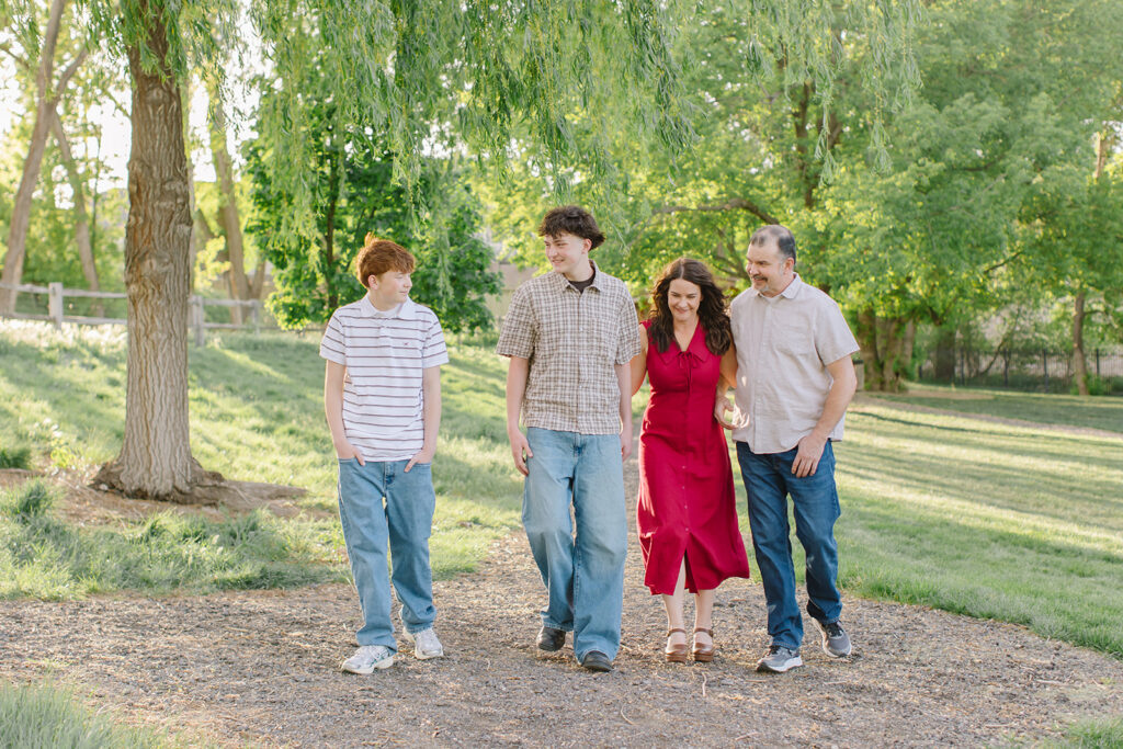 South Jordan Photographer | Family Session at Holt Farms