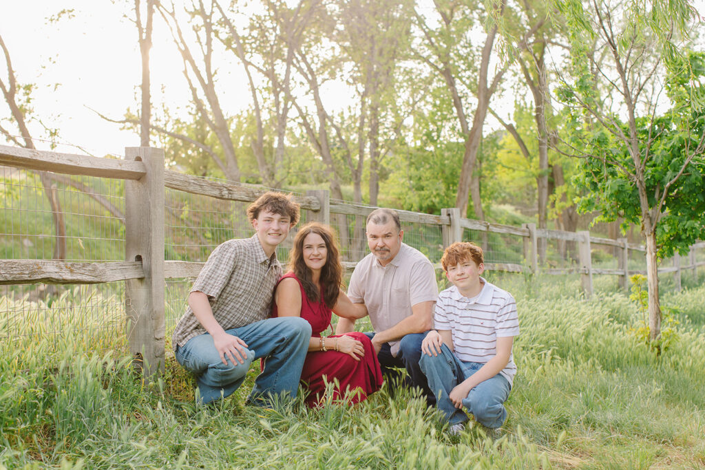 South Jordan Photographer | Family Session at Holt Farms