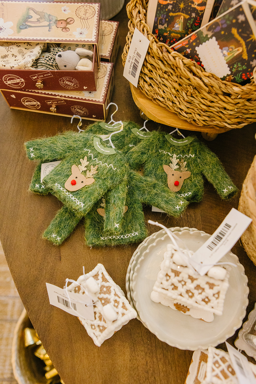 Highland Gardens Christmas decor in Utah 5