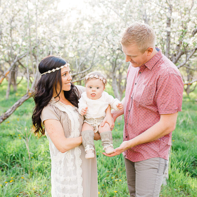 Jones | Provo Orchard | Blossoms Family Pictures