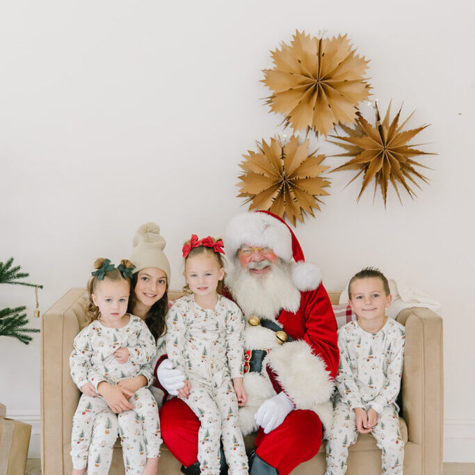 Matching Jammie Santa Pictures | Utah Photographer