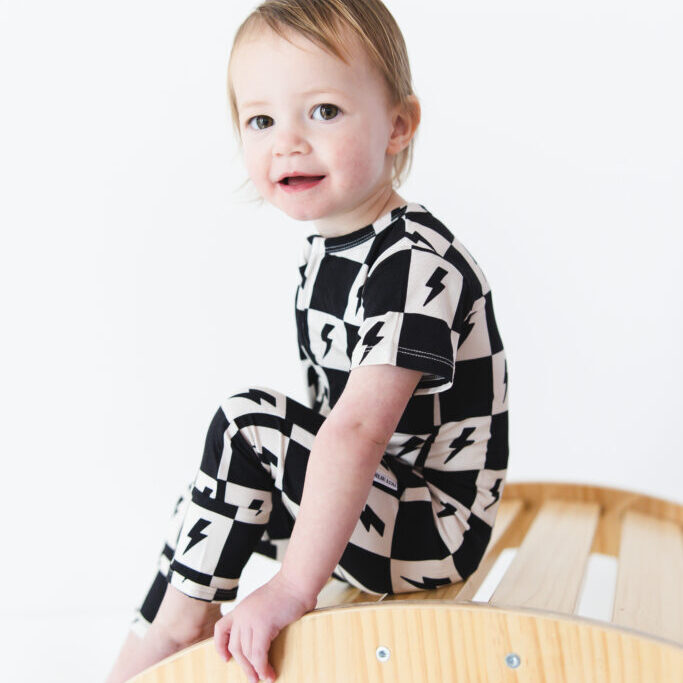 Bamboo jammies photographer | Charlie Lou Baby