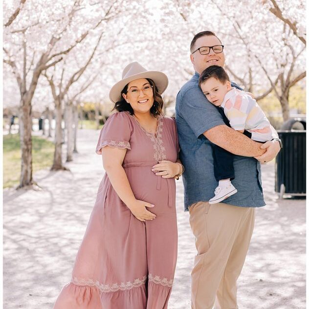 Capitol Blossoms Family Pictures | Hirschi