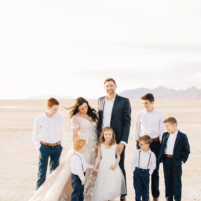 Salt Flats Family Pictures | Formal Family Pictures Inspo