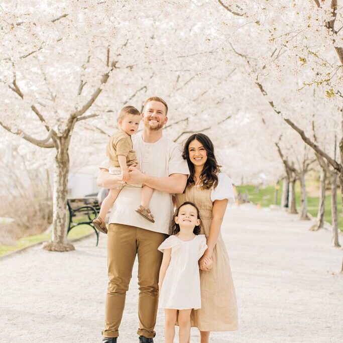 Utah Capitol Cherry Blossoms Family Pictures | Everything you need to know