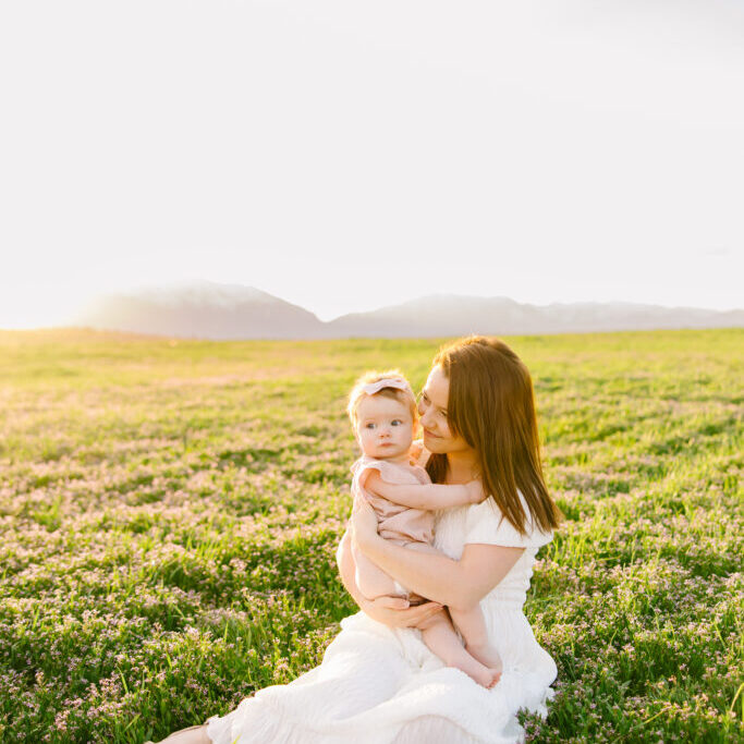 Motherhood Mini Session | Saratoga Springs Photographer